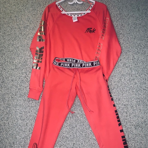 VS PINK Tracksuit - Picture 6 of 6